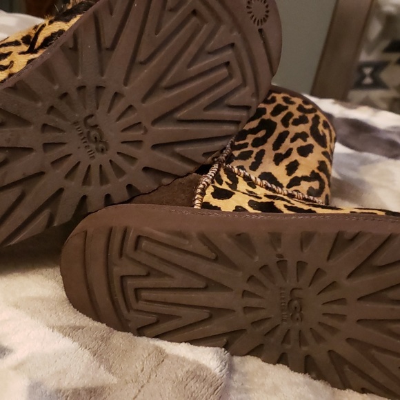 Sold - Picture 3 of 4